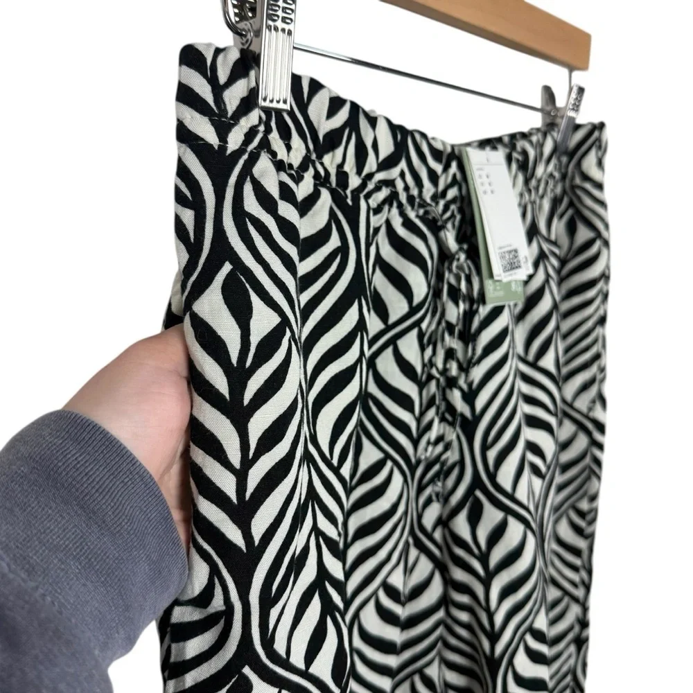 NWT H&M Women’s Wide Leg Linen-Blend Patterned Pants Black/White M